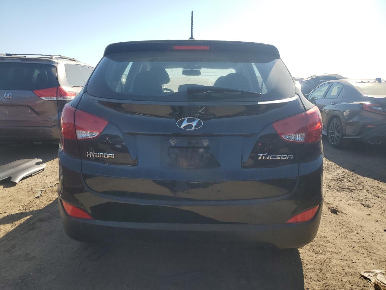 2010 Hyundai Tucson VIN KM8JT3AC9AU086498 Copart auction photo, front end / minor dent/scratches damage thumbnail 6