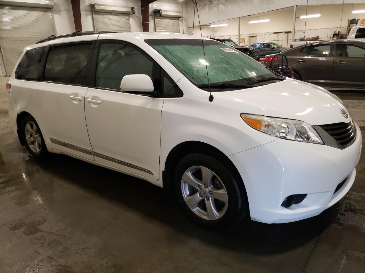 2013 Toyota Sienna VIN 5TDKK3DC6DS295102 Copart auction photo, rear end / side damage thumbnail 4