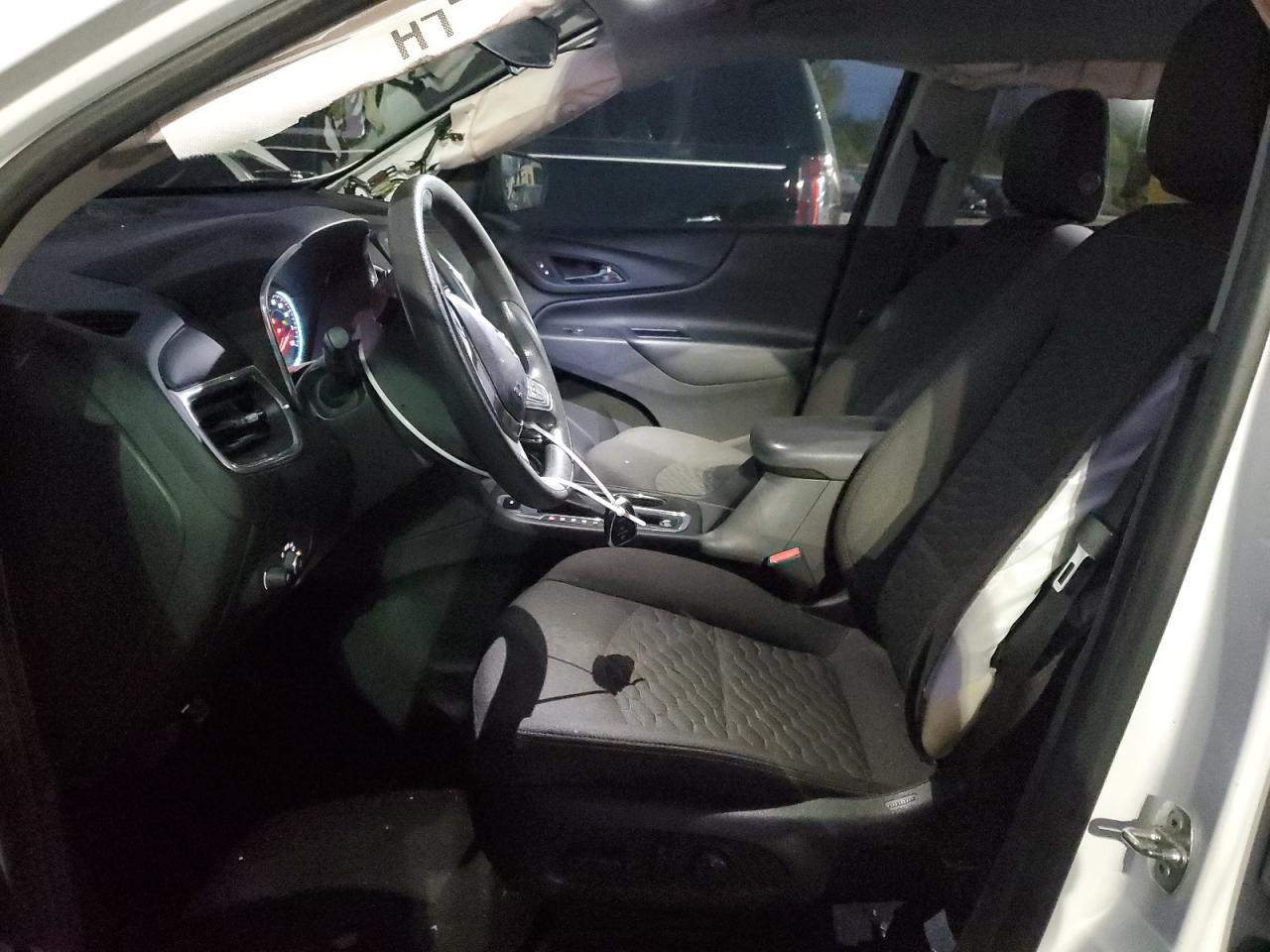 2020 Chevrolet Equinox VIN 3GNAXUEV1LS737434 Copart auction photo, side / rear end damage thumbnail 7