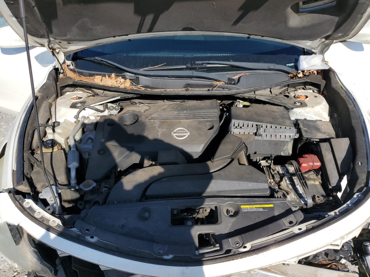 2013 Nissan Altima VIN 1N4AL3AP1DC260040 Copart auction photo, front end / minor dent/scratches damage thumbnail 11