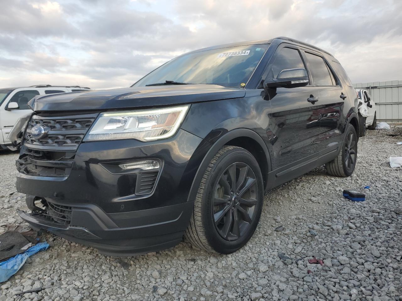 2018 Ford Explorer VIN 1FM5K7D84JGB29128