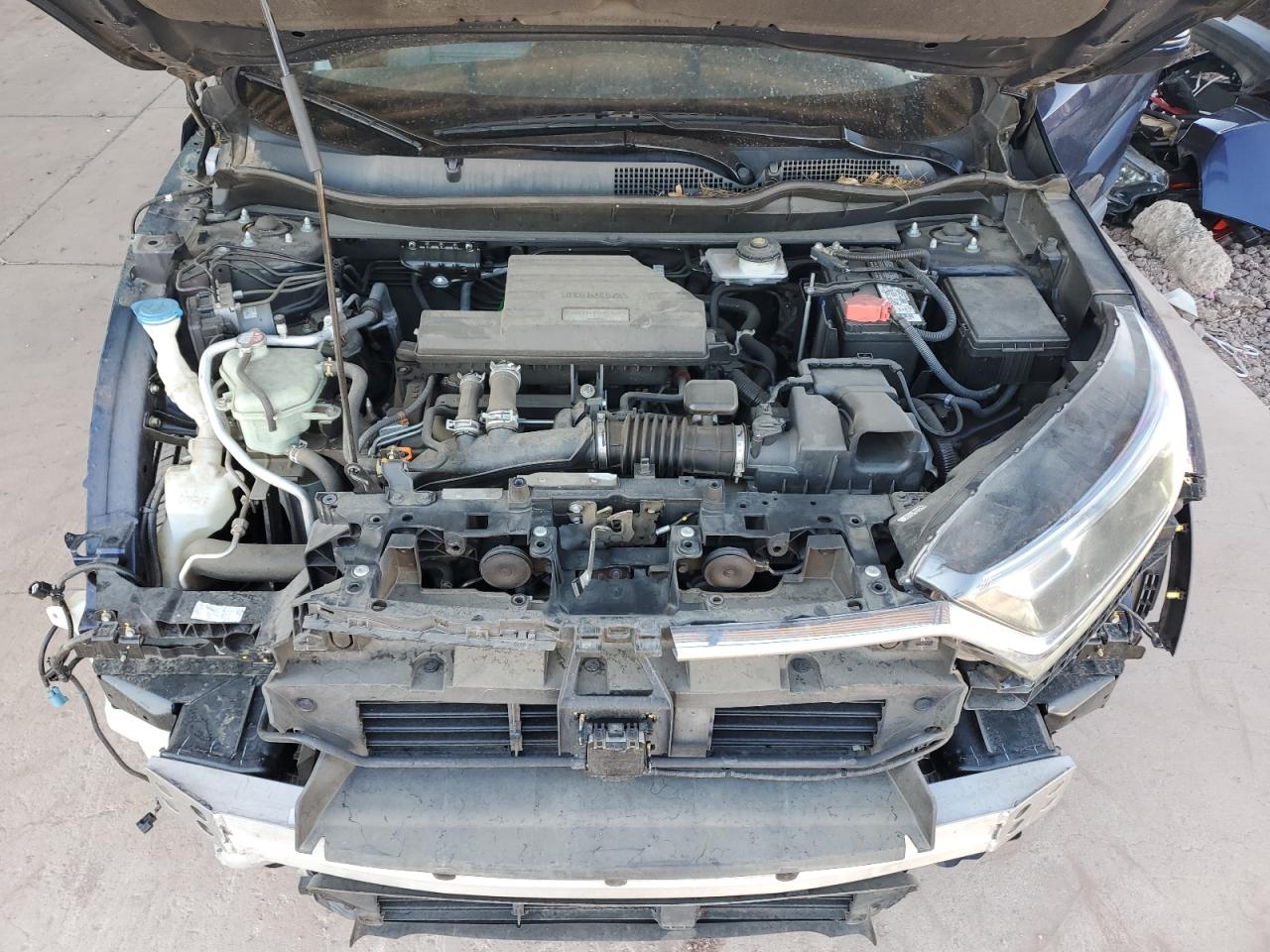 2018 Honda CR-V VIN 2HKRW1H57JH513732 Copart auction photo, all over damage thumbnail 11