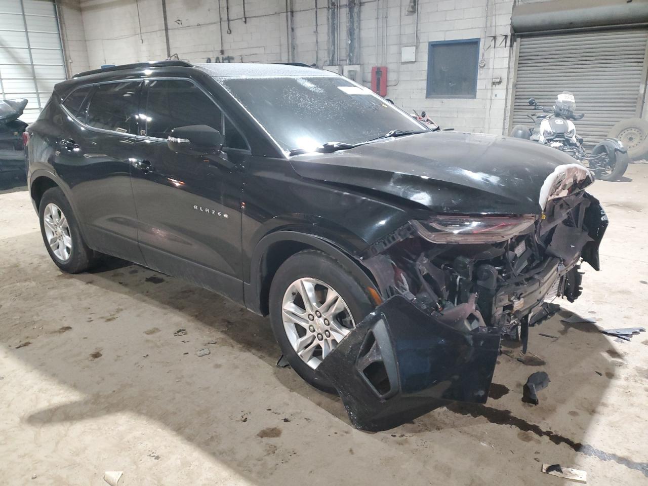 2021 Chevrolet Blazer VIN 3GNKBCR45MS516855 Copart auction photo, front end / side damage thumbnail 4