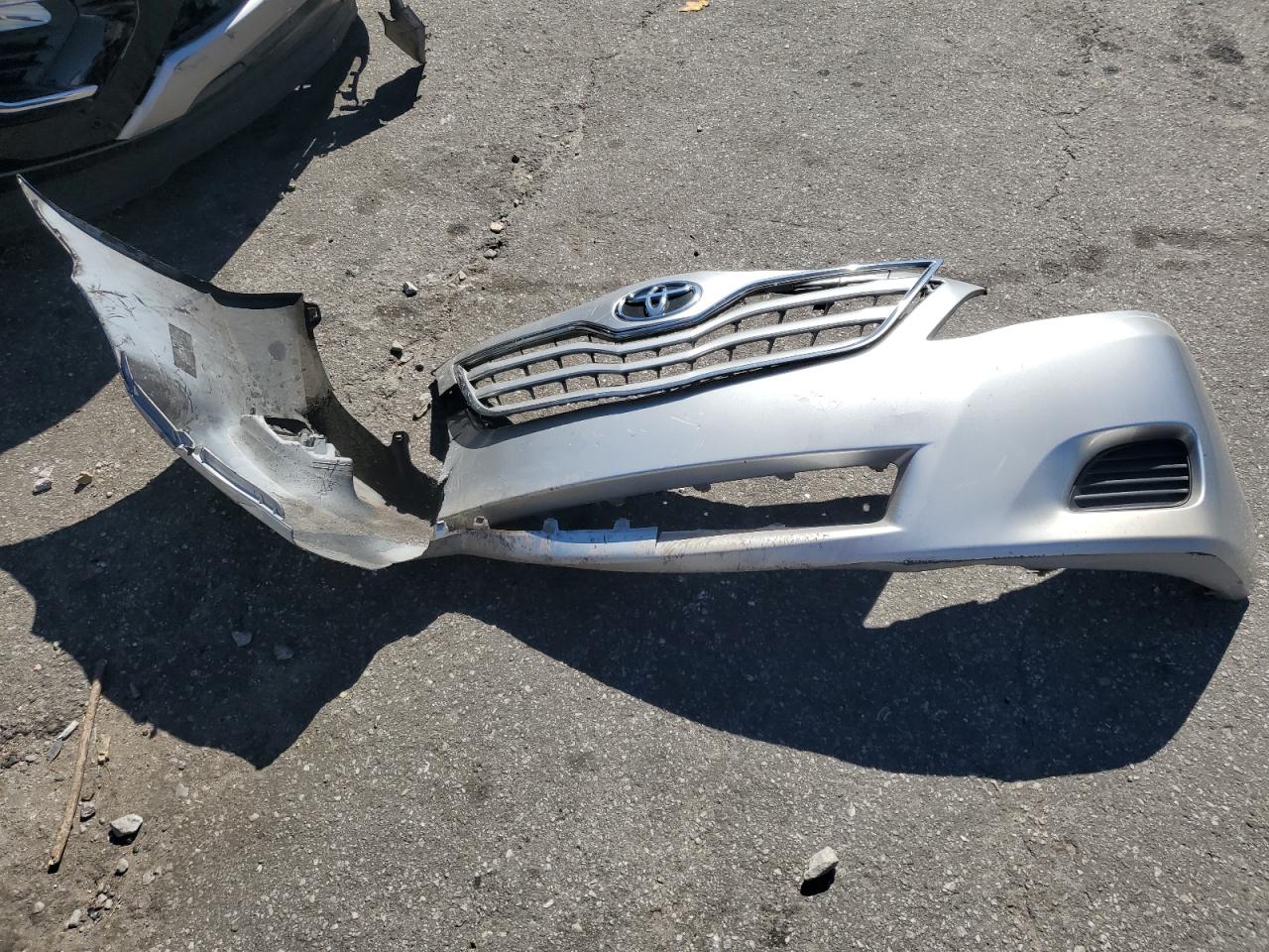 2011 Toyota Camry VIN 4T1BF3EK7BU136104 Copart auction photo, front end damage thumbnail 12