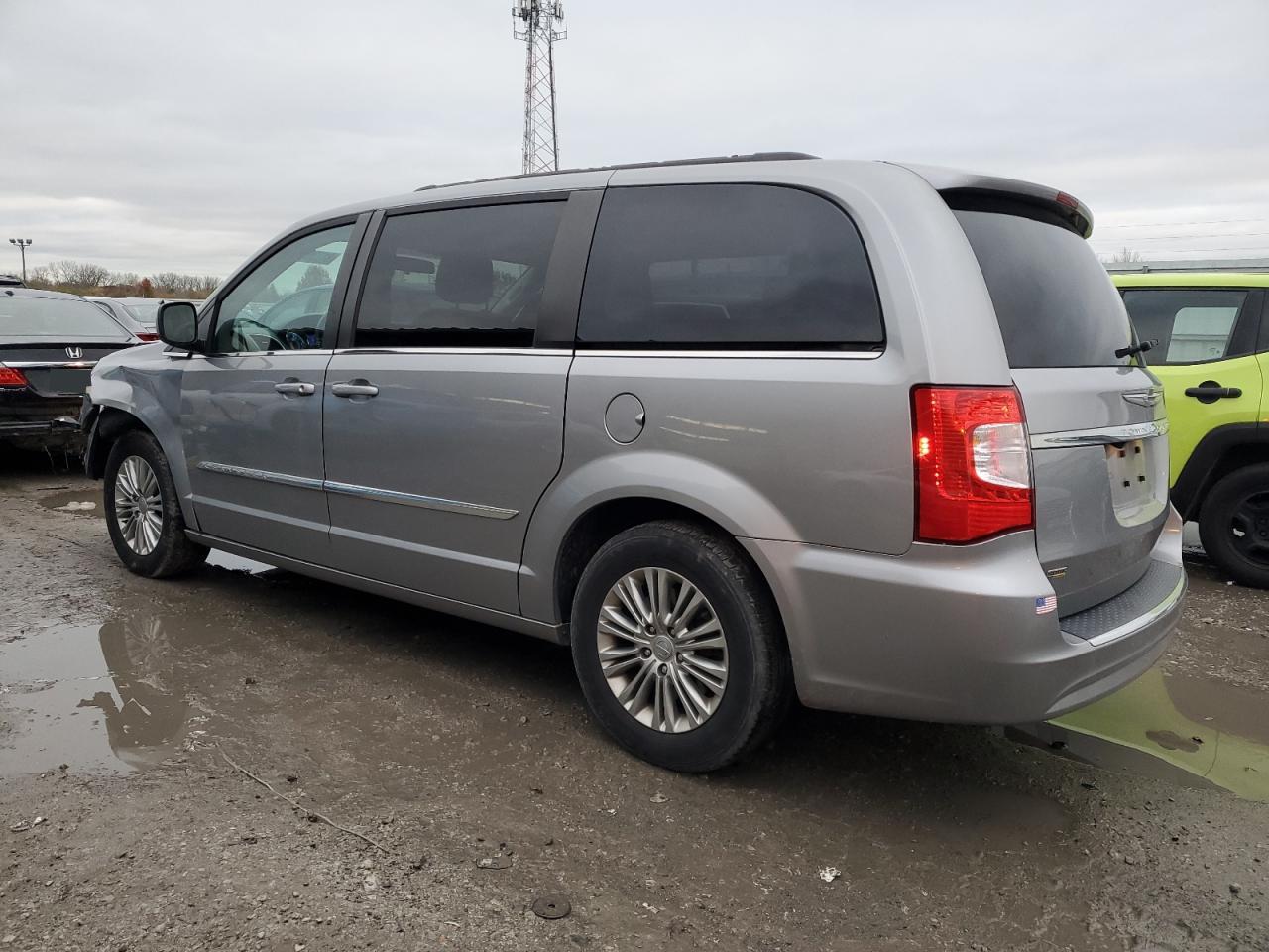2016 Chrysler Town & Country VIN 2C4RC1CG9GR118867 Copart auction photo, front end damage thumbnail 2