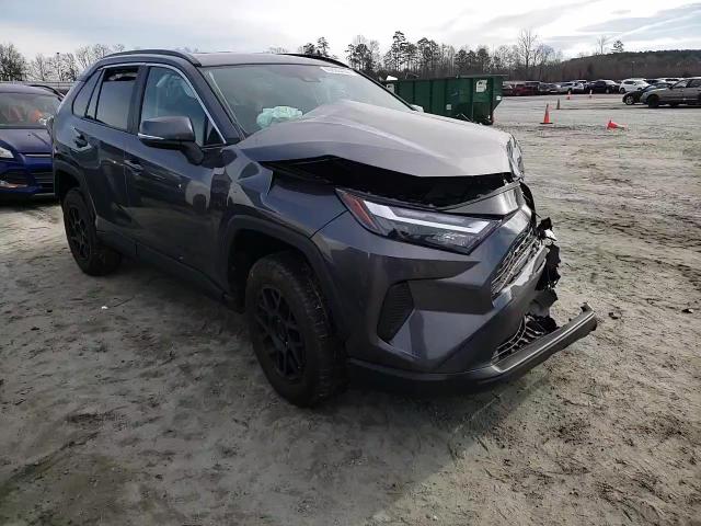 2022 Toyota RAV 4 VIN 2T3P1RFV7NC305552 Copart auction photo, front end / side damage thumbnail 11