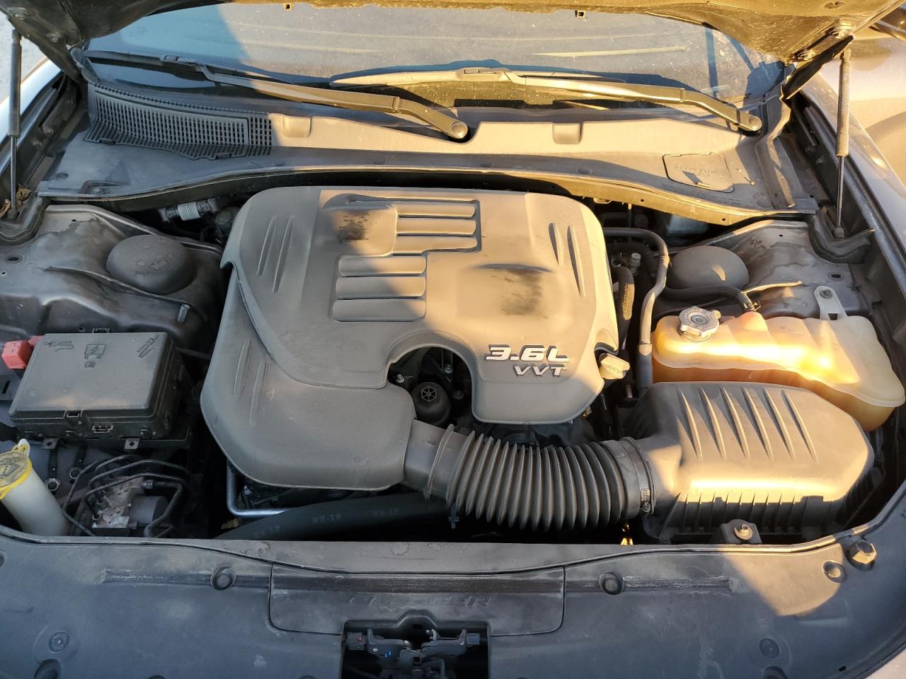 2019 Dodge Charger VIN 2C3CDXBG6KH745567 Copart auction photo, vandalism damage thumbnail 13