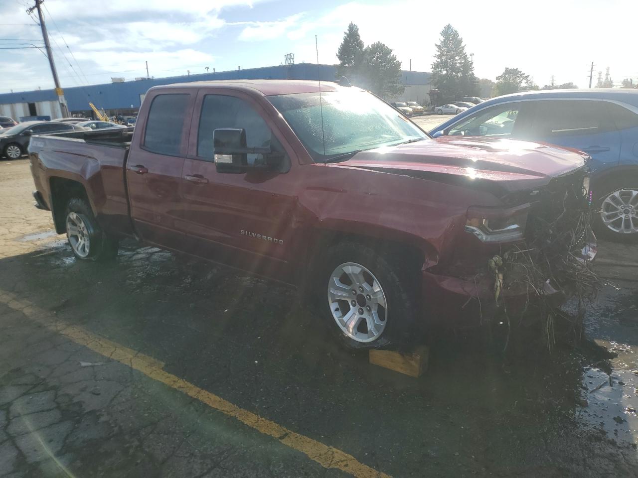 2017 Chevrolet Silverado VIN 1GCVKREC7HZ322875 Copart auction photo, front end / side damage thumbnail 4