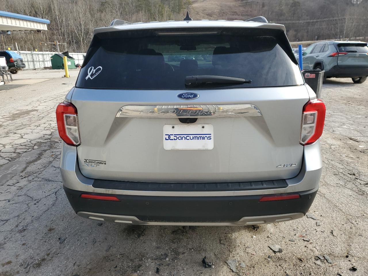 2022 Ford Explorer VIN 1FMSK8DH2NGB06154 Copart auction photo, side / front end damage thumbnail 6