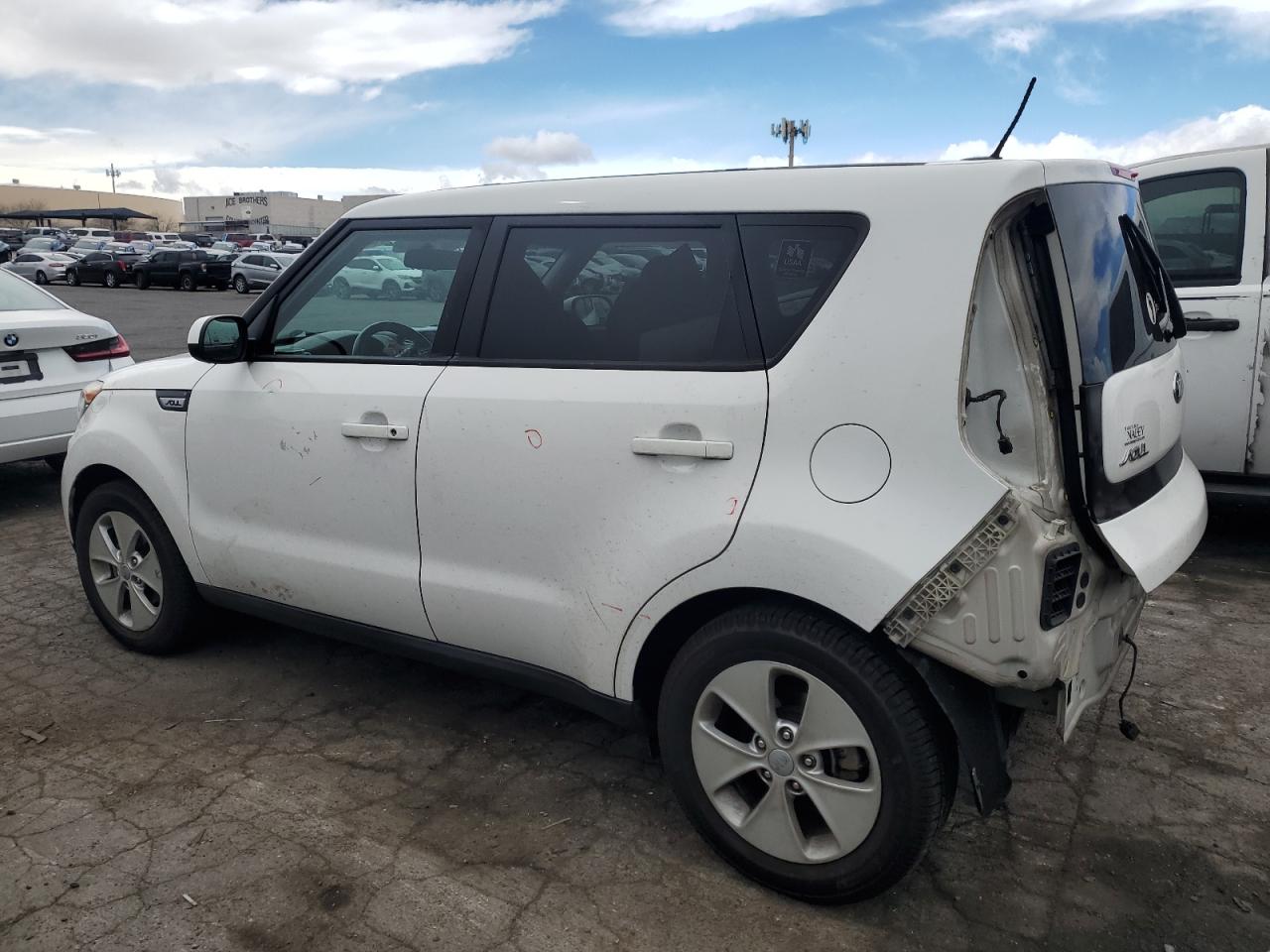 2015 KIA Soul VIN KNDJN2A20F7127316 Copart auction photo, rear end damage thumbnail 2