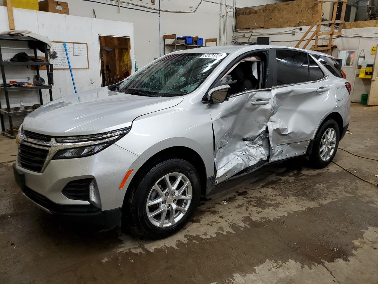 2022 Chevrolet Equinox VIN 3GNAXUEV9NL109215