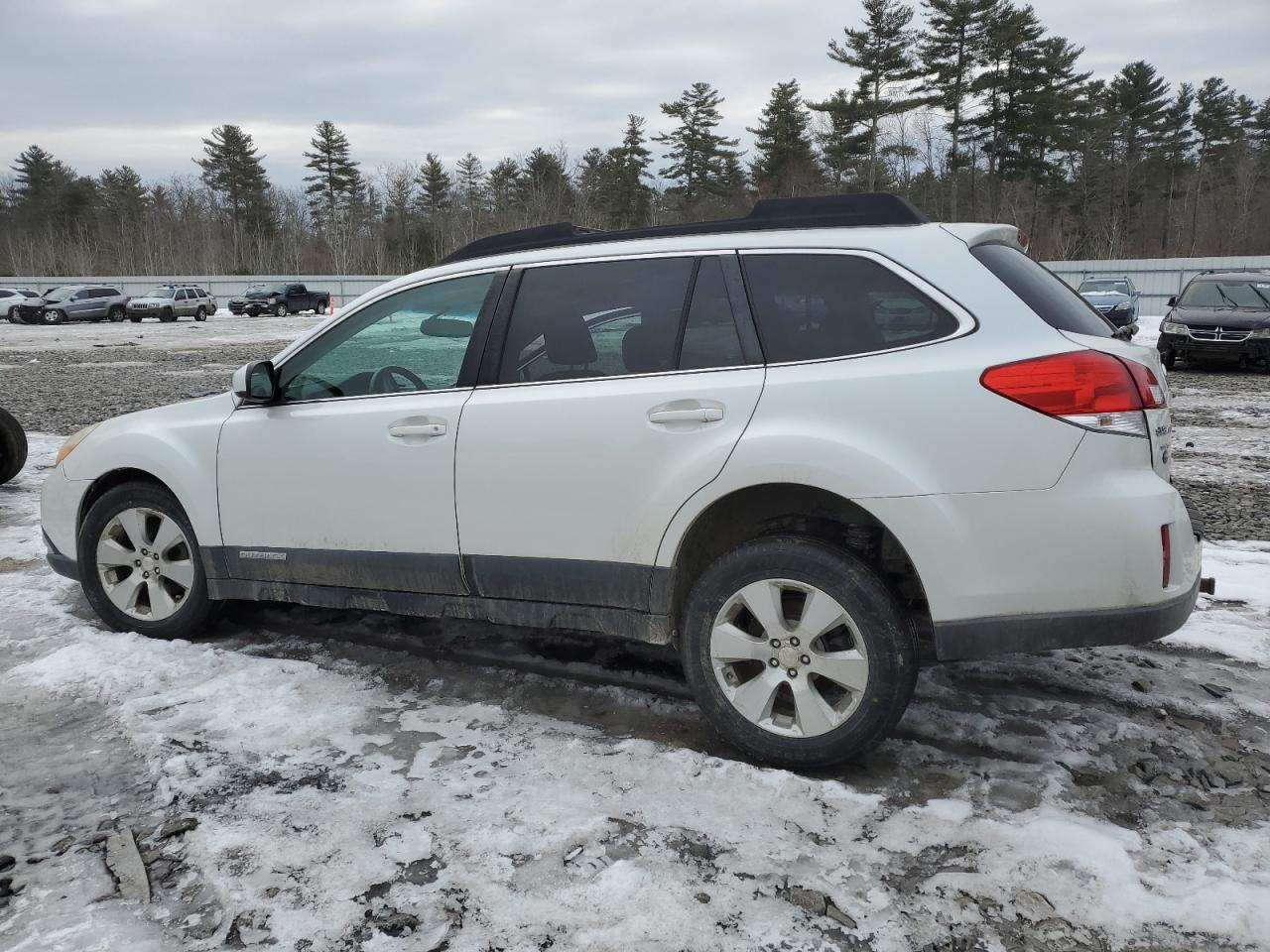 2011 Subaru Outback VIN 4S4BRDLC2B2390596 Copart auction photo, front end / side damage thumbnail 2
