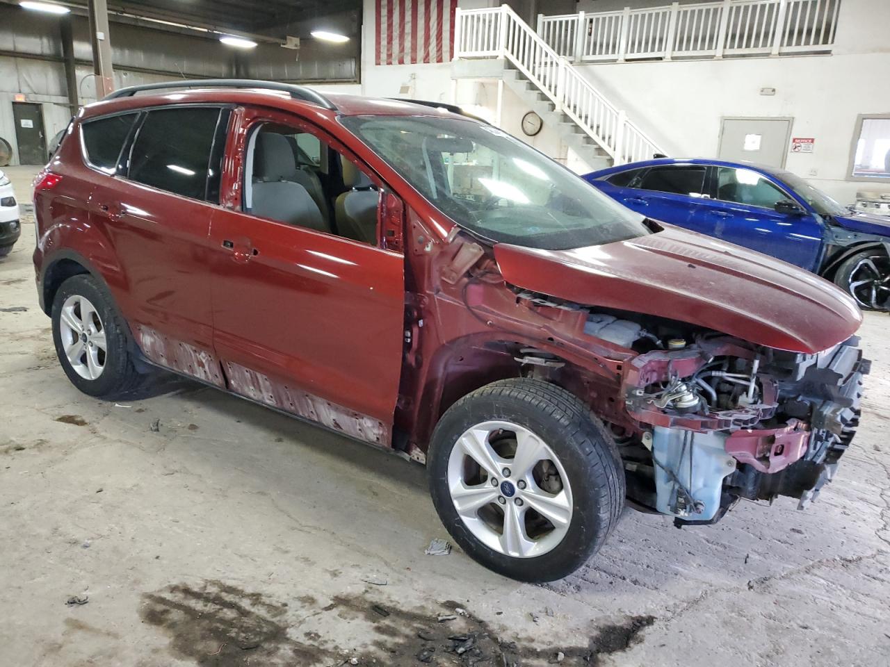 2016 Ford Escape VIN 1FMCU0GX8GUB95543 Copart auction photo, front end / side damage thumbnail 4