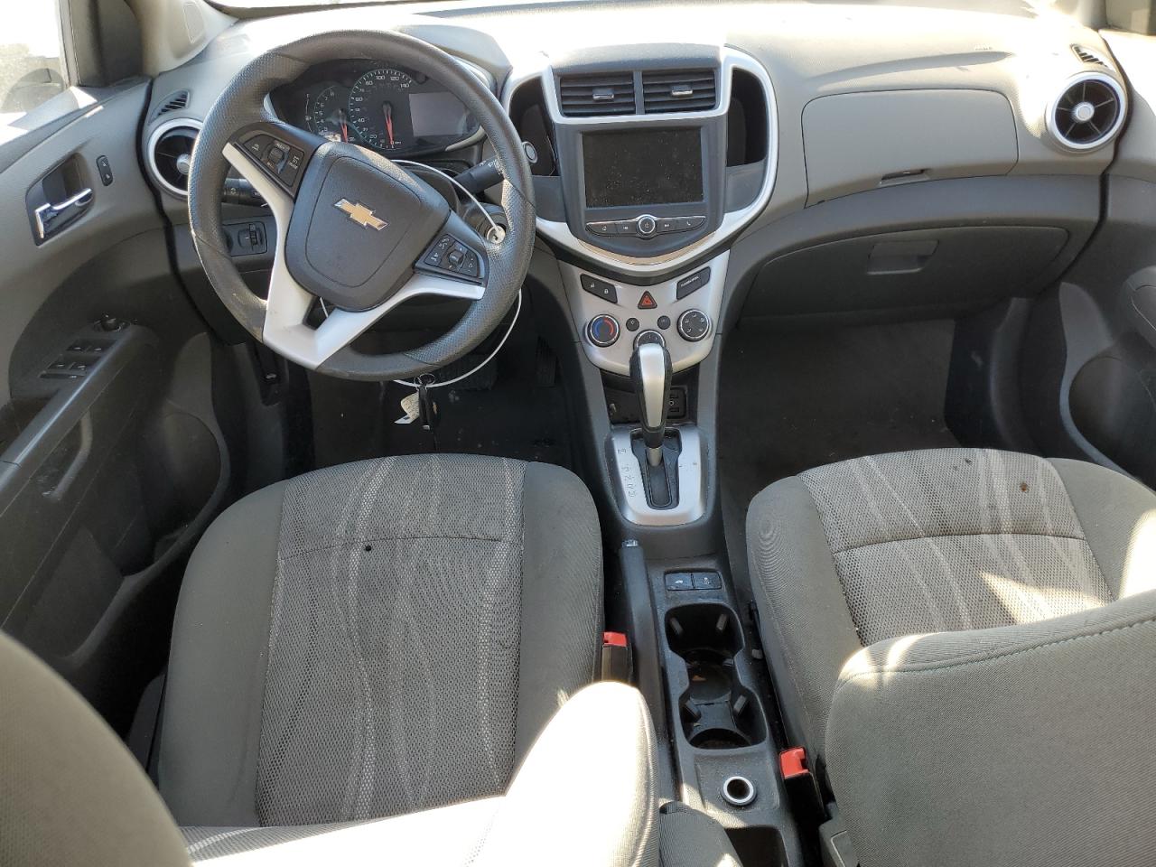 2019 Chevrolet Sonic VIN 1G1JD5SB7K4118149 Copart auction photo, front end damage thumbnail 8