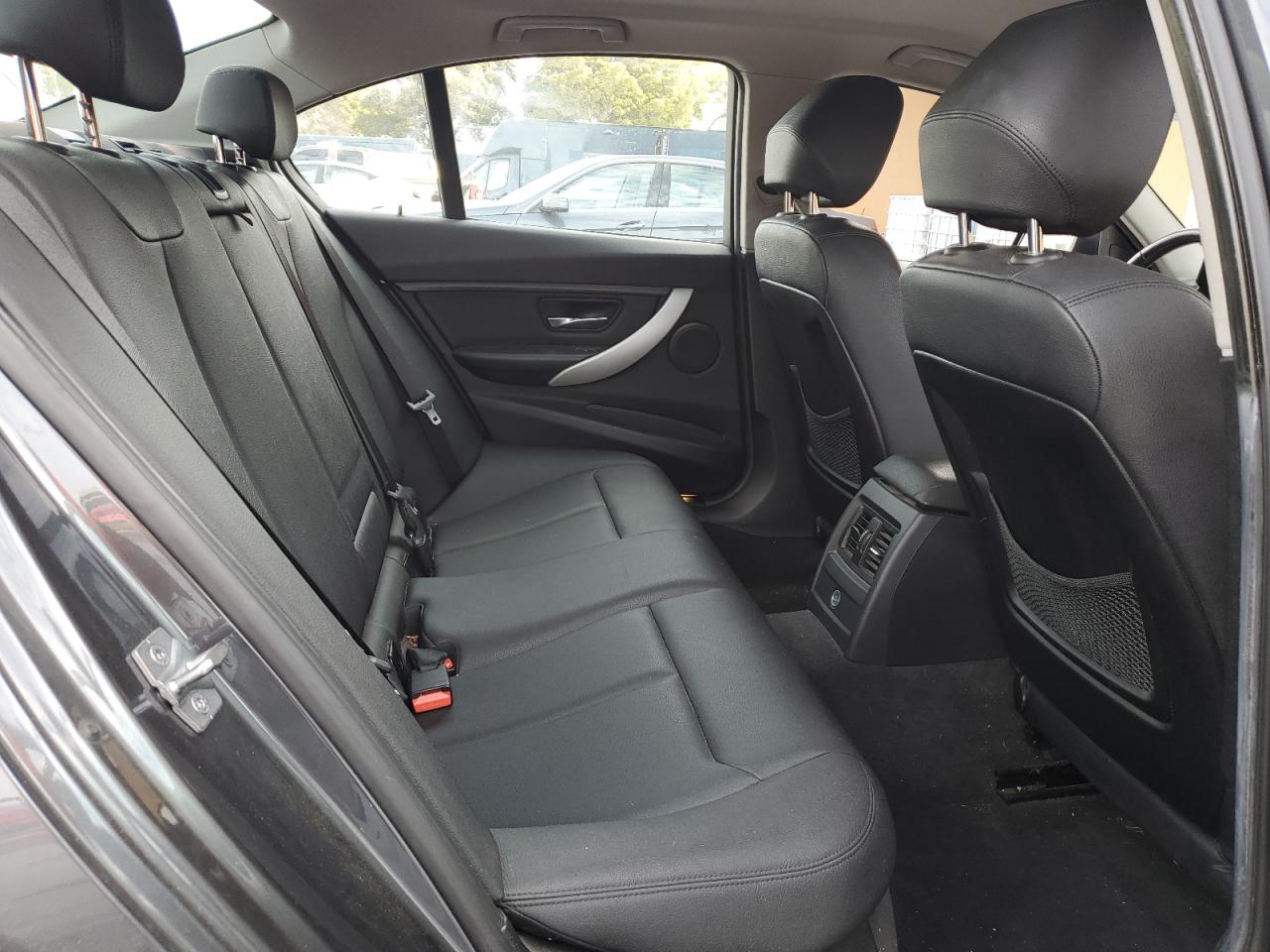 2013 BMW 3er VIN WBA3A5C56DF603338 Copart auction photo, front end / side damage thumbnail 11