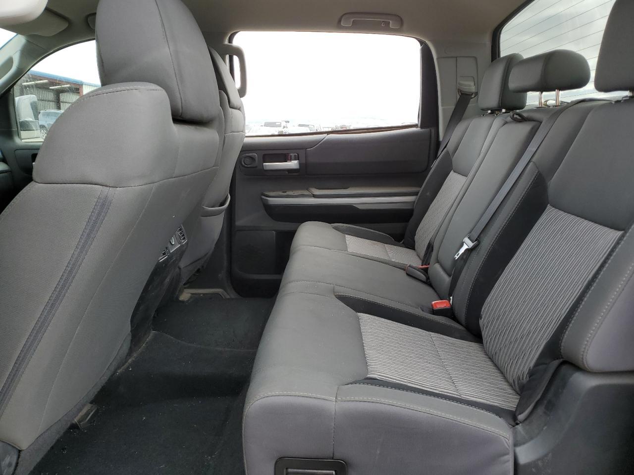 2017 Toyota Tundra VIN 5TFDW5F15HX673110 Copart auction photo, side / front end damage thumbnail 10