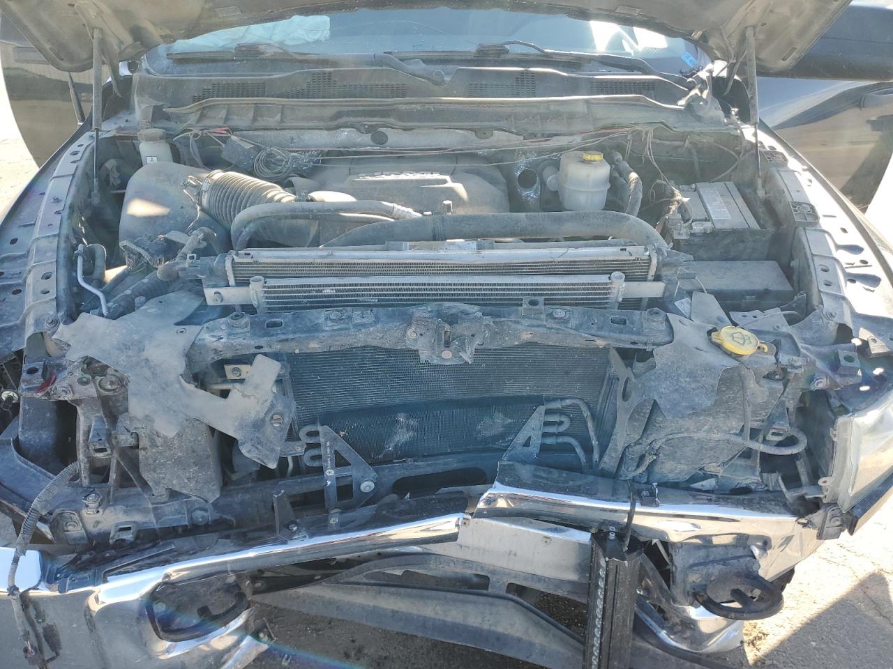2015 RAM 2500 VIN 3C6UR5HJ2FG544402 Copart auction photo, front end / mechanical damage thumbnail 11