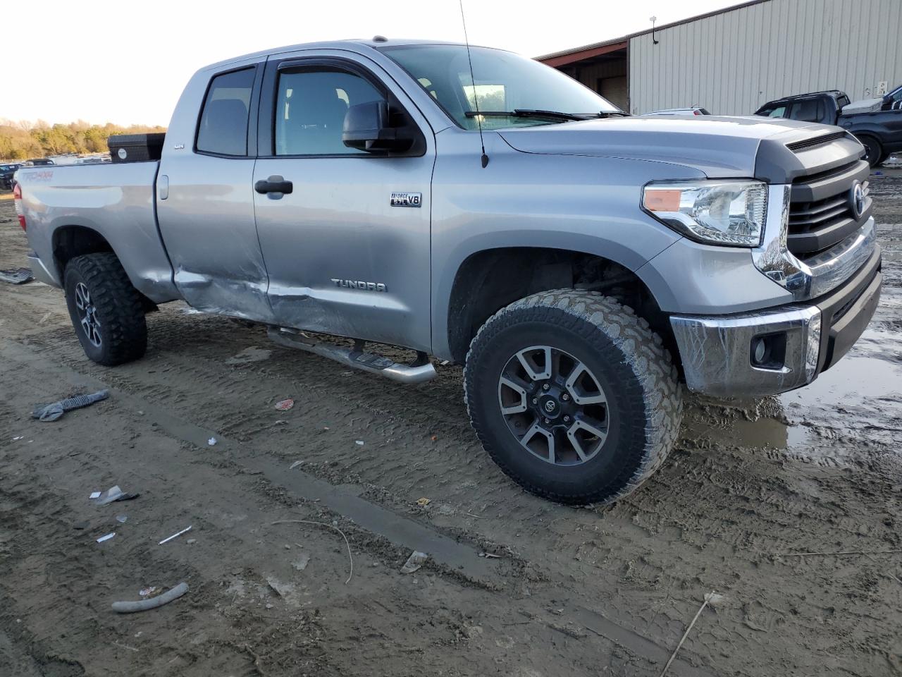 2015 Toyota Tundra VIN 5TFUY5F13FX416941 Copart auction photo, side damage thumbnail 4
