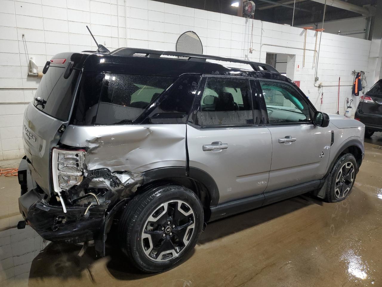 2022 Ford Bronco VIN 3FMCR9C67NRD77614 Copart auction photo, rear end damage thumbnail 3