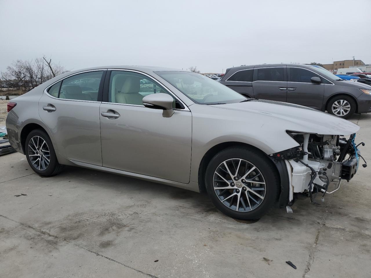 2017 Lexus ES VIN 58ABK1GGXHU078063 Copart auction photo, front end / minor dent/scratches damage thumbnail 4