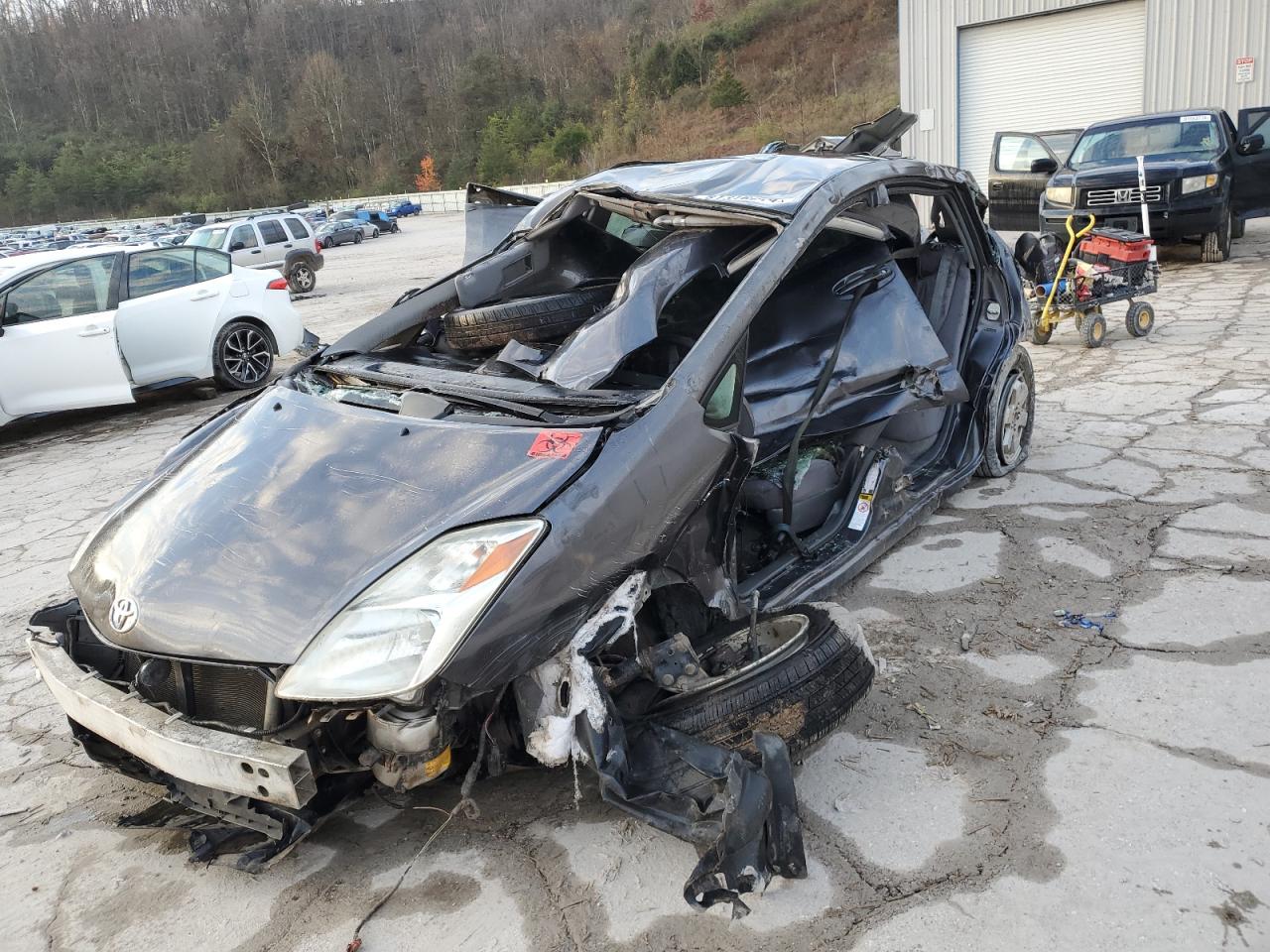 2006 Toyota Prius VIN JTDKB20U663200177