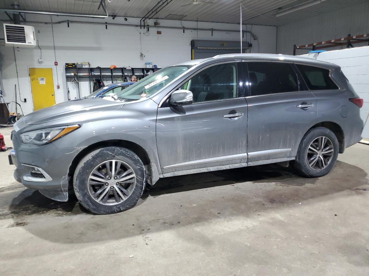 2018 Infiniti QX60 VIN 5N1DL0MM1JC505532