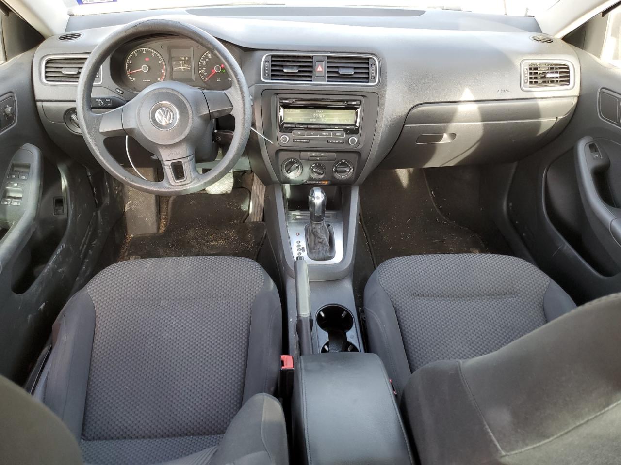 2014 Volkswagen Jetta VIN 3VW2K7AJ3EM431324 Copart auction photo, front end / minor dent/scratches damage thumbnail 8