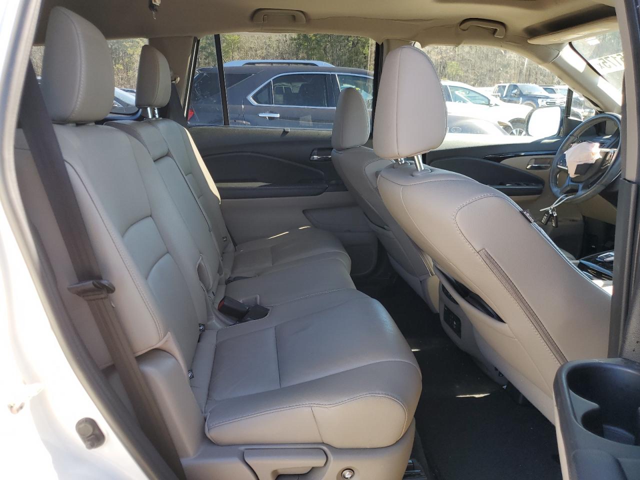 2019 Honda Pilot VIN 5FNYF5H95KB022419 Copart auction photo, all over damage thumbnail 12