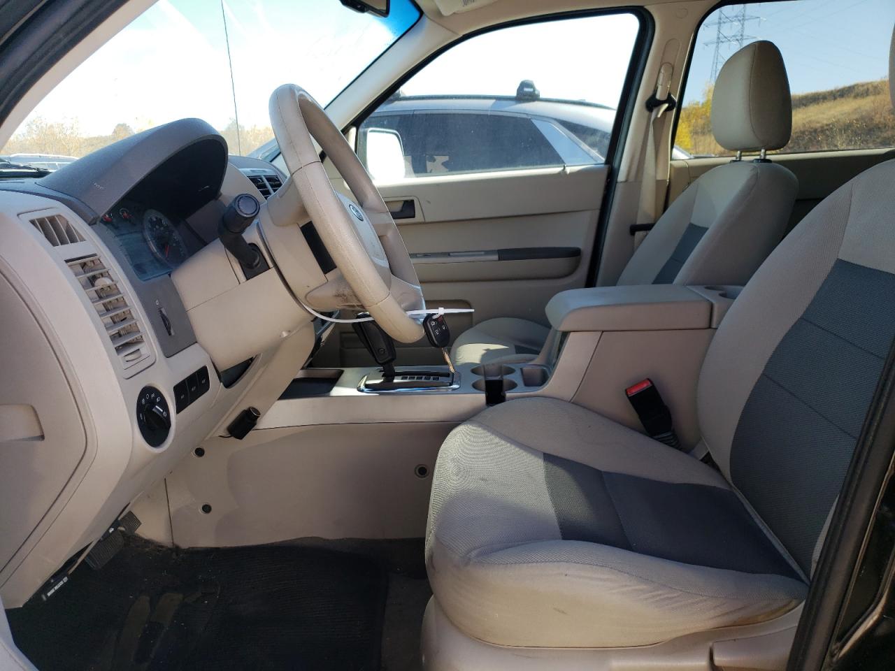 2008 Ford Escape VIN 1FMCU93168KB45422 Copart auction photo, side / front end damage thumbnail 7