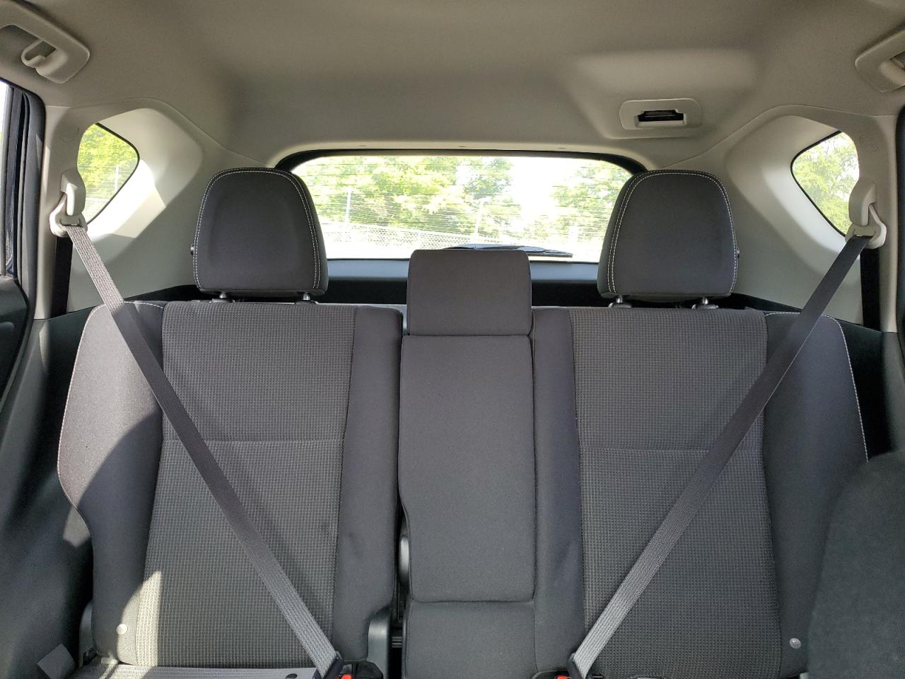 2018 Toyota RAV 4 VIN JTMRFREV8JD251308 Copart auction photo, front end / minor dent/scratches damage thumbnail 10