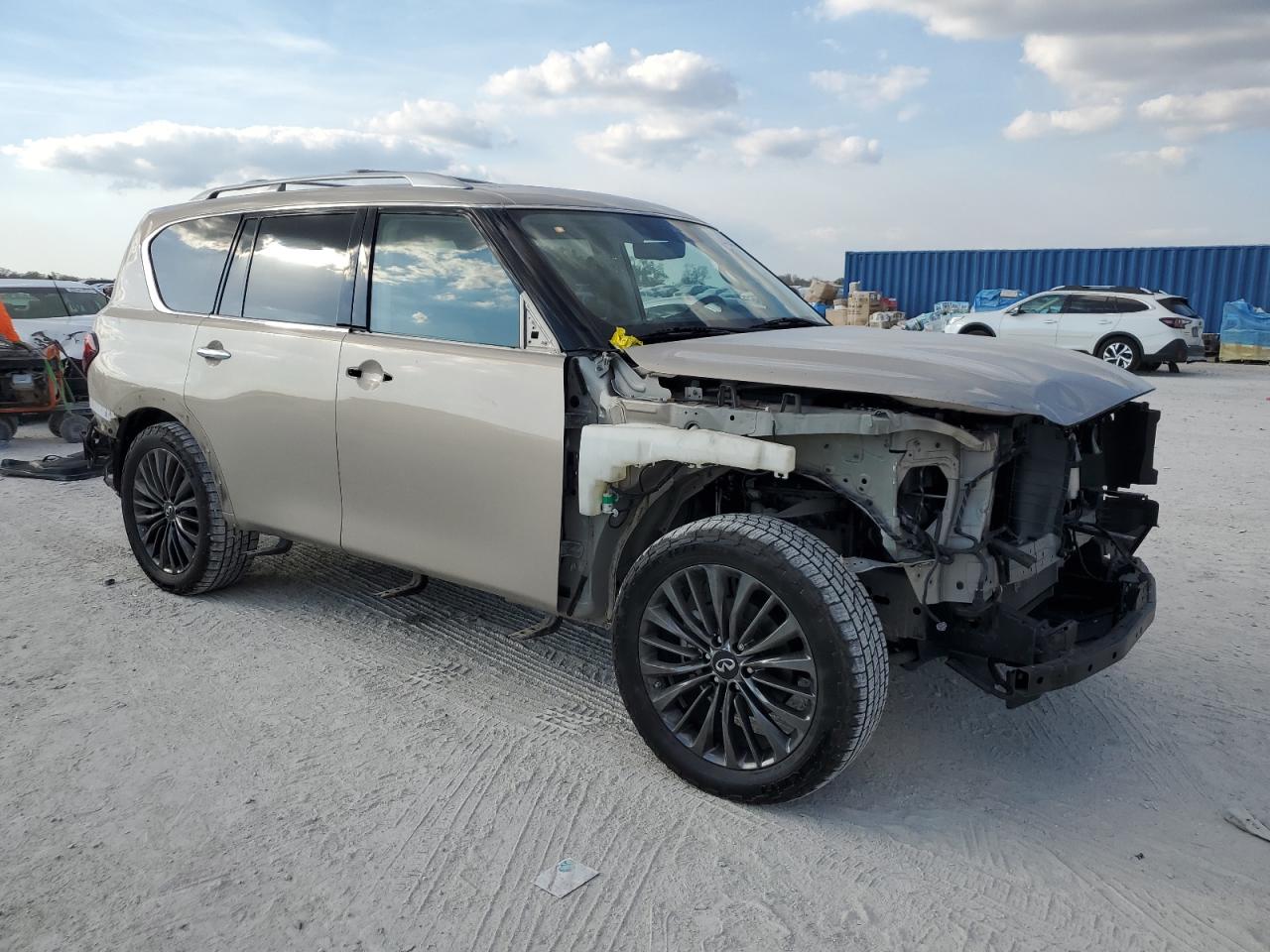 2021 Infiniti QX80 VIN JN8AZ2AF5M9721011 Copart auction photo, rear end / front end damage thumbnail 4