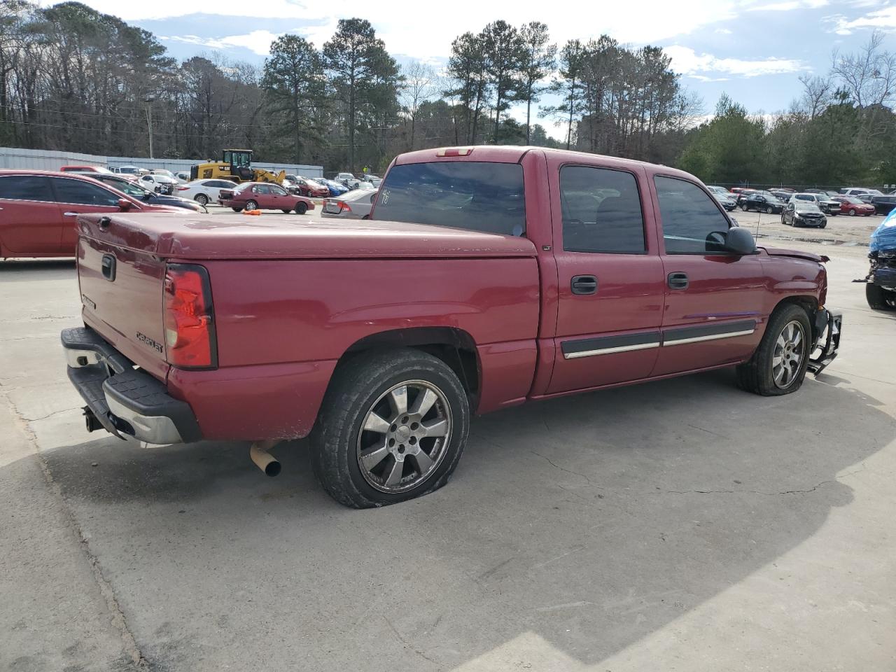 2005 Chevrolet Silverado VIN 2GCEC13T651114170 Copart auction photo, front end damage thumbnail 3