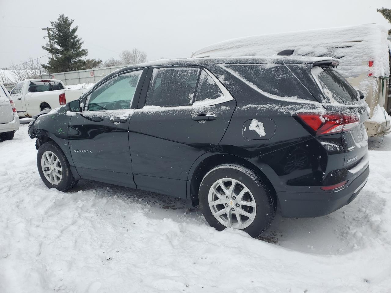 2022 Chevrolet Equinox VIN 2GNAXUEV8N6102874 Copart auction photo, front end / side damage thumbnail 2