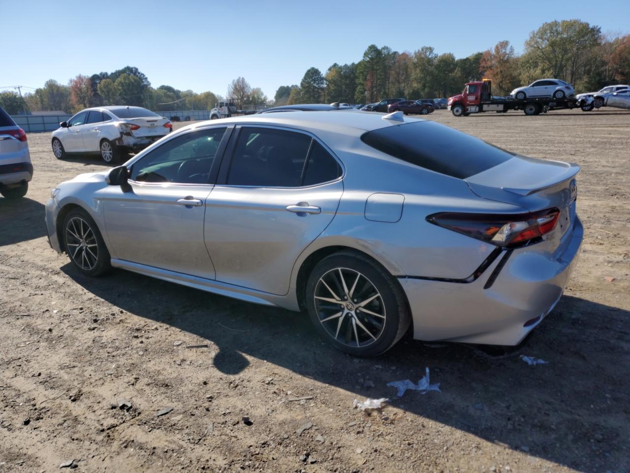 2021 Toyota Camry VIN 4T1G11AK3MU411825 Copart auction photo, rear end damage thumbnail 2