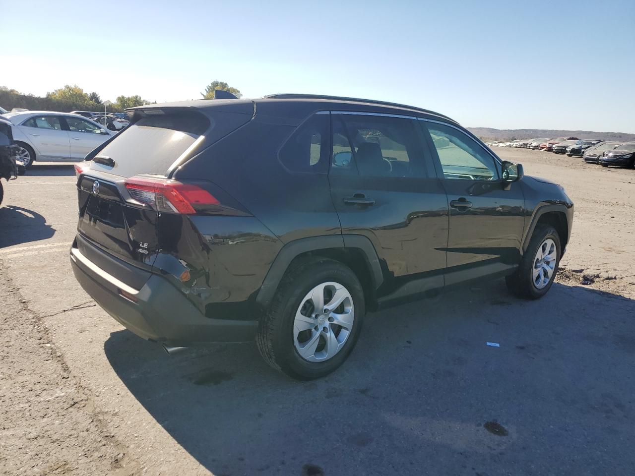 2021 Toyota RAV 4 VIN 2T3F1RFV9MC251763 Copart auction photo, side / front end damage thumbnail 3