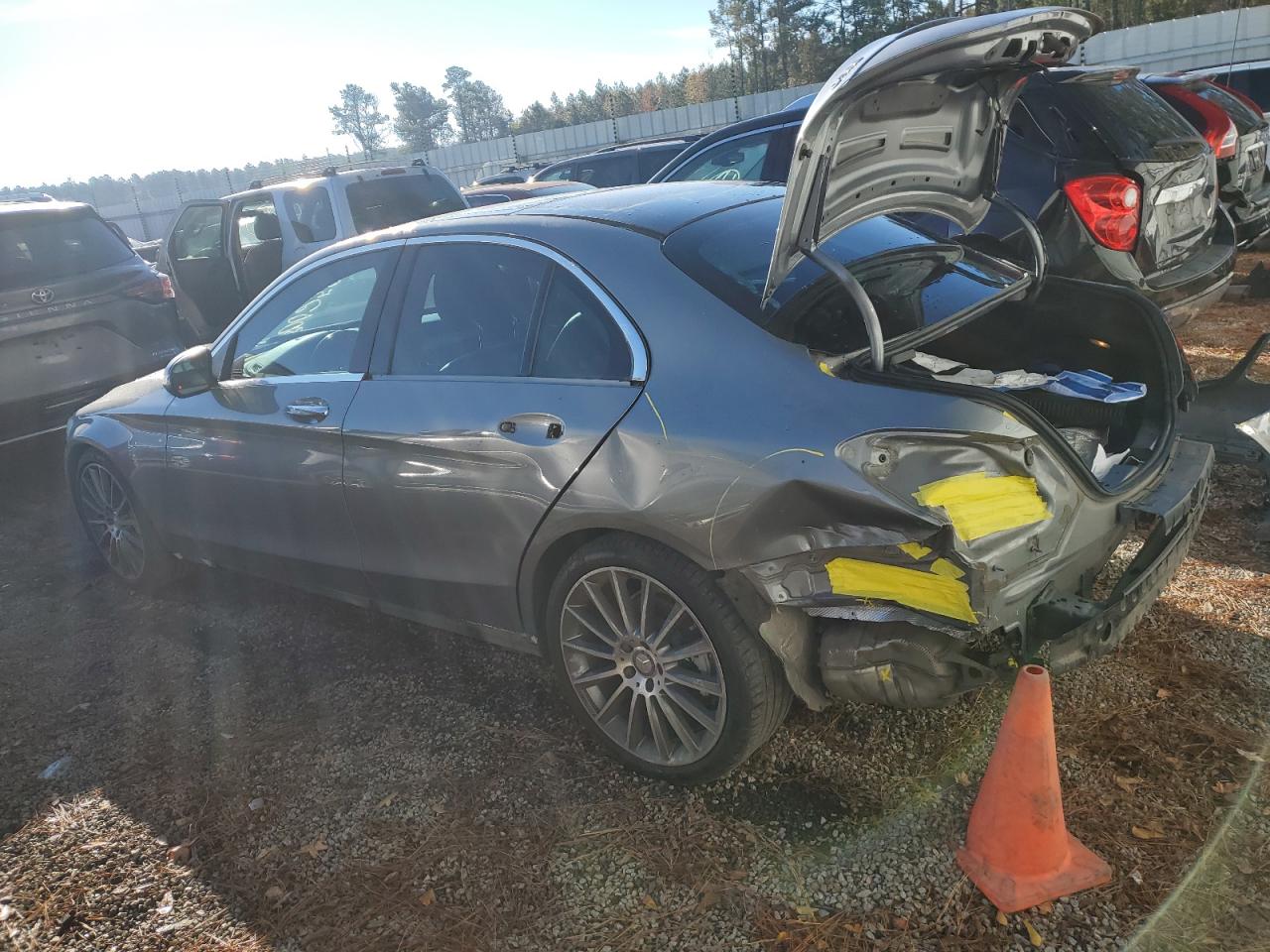2016 Mercedes-Benz C-klasse VIN WDDWF4JB0GR144028 Copart auction photo, rear end damage thumbnail 2