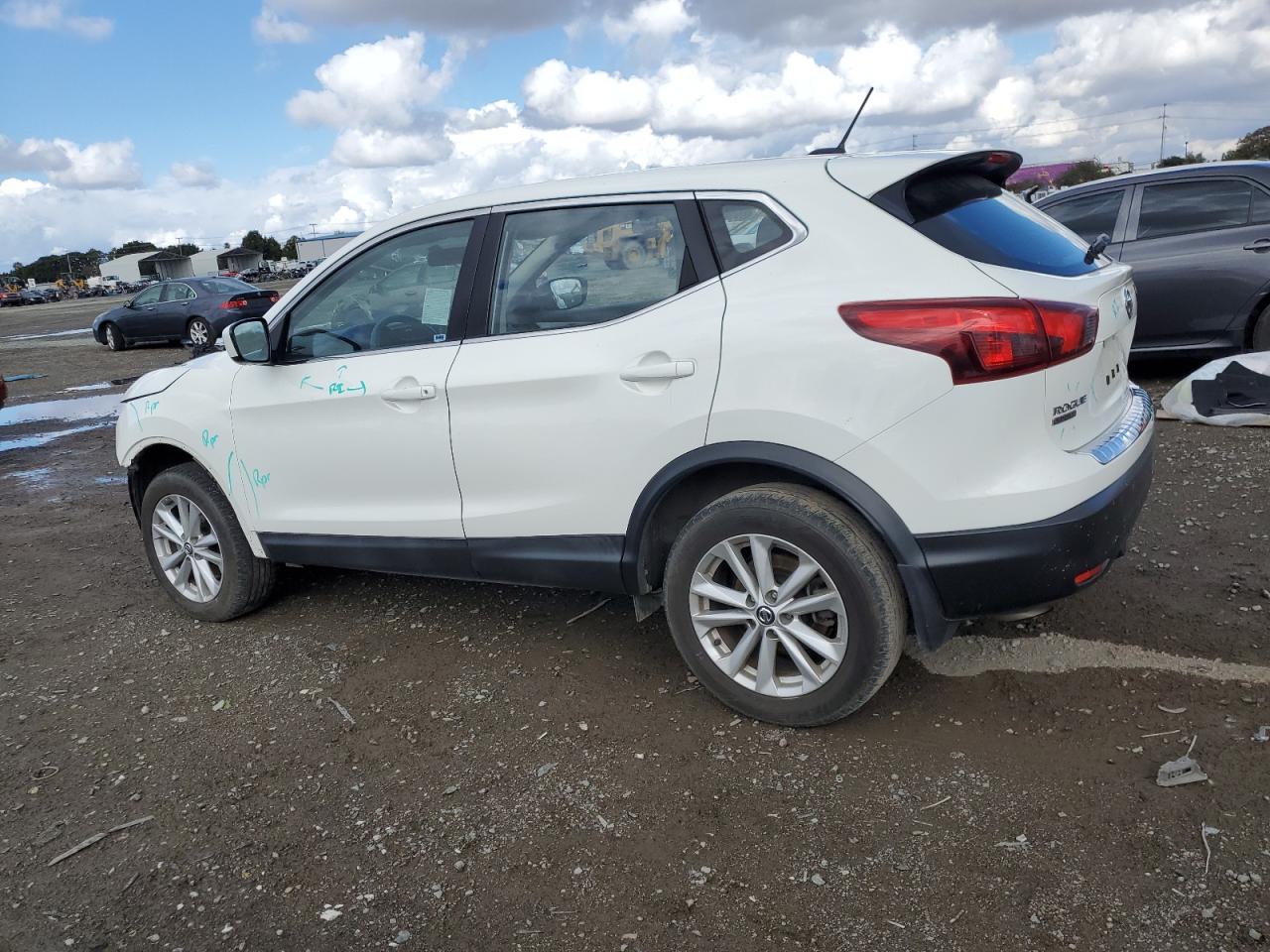 2019 Nissan Rogue VIN JN1BJ1CP6KW210142 Copart auction photo, front end damage thumbnail 2