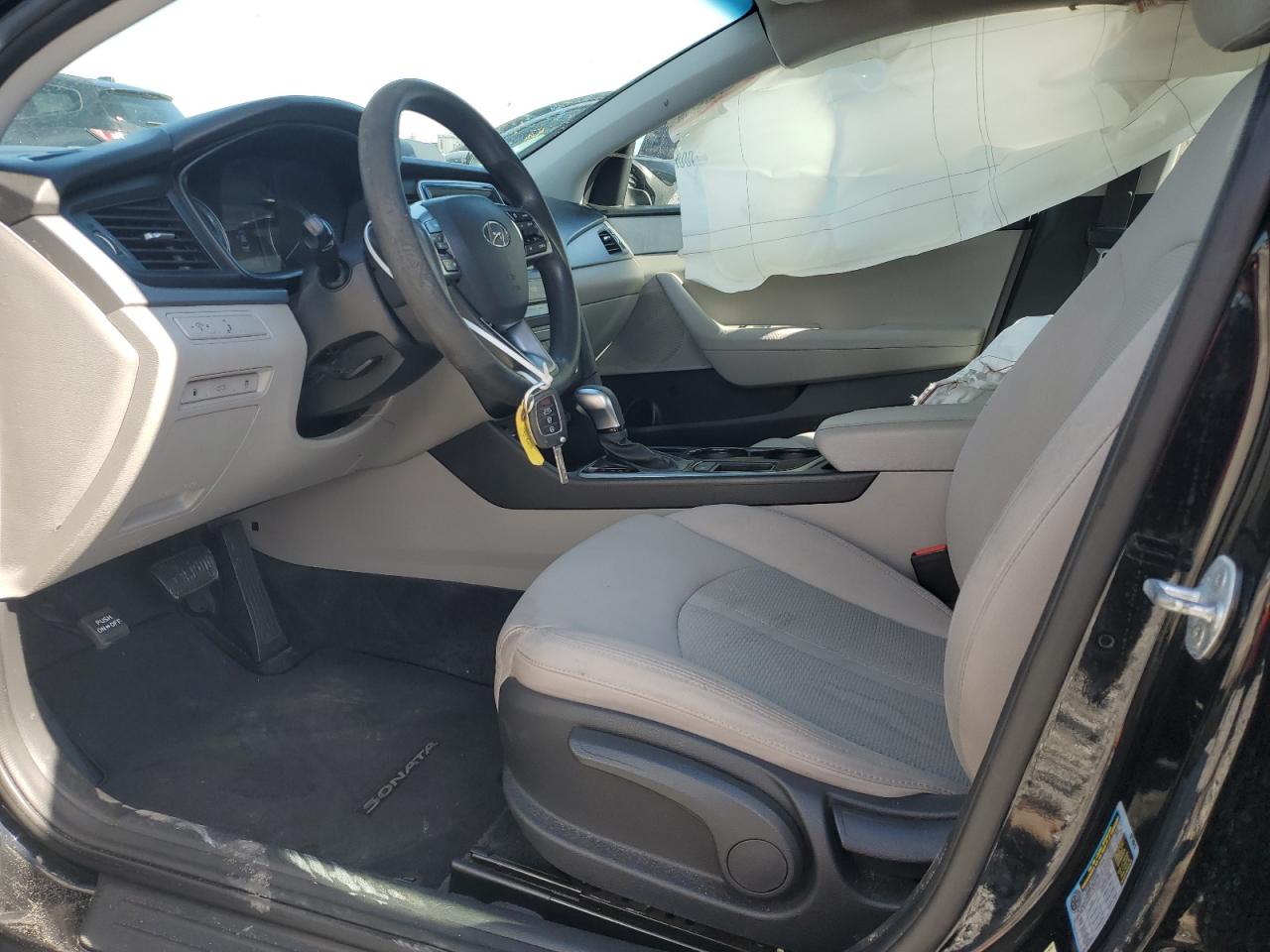 2018 Hyundai Sonata VIN 5NPE24AF4JH715135 Copart auction photo, side / front end damage thumbnail 7