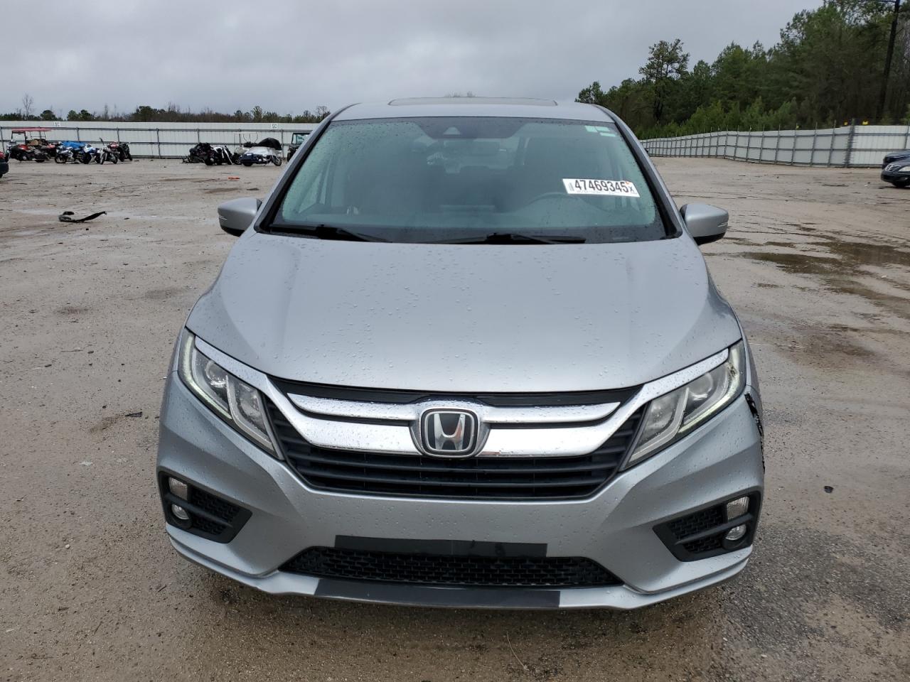 2020 Honda Odyssey VIN 5FNRL6H74LB047668 Copart auction photo, side / front end damage thumbnail 5