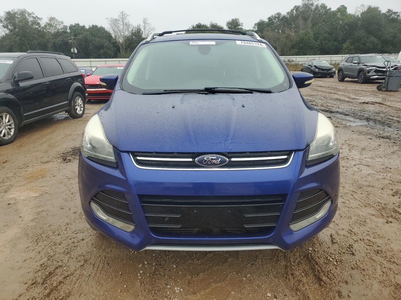 2013 Ford Escape VIN 1FMCU9J93DUA10938 Copart auction photo, minor dent/scratches / normal wear damage thumbnail 5