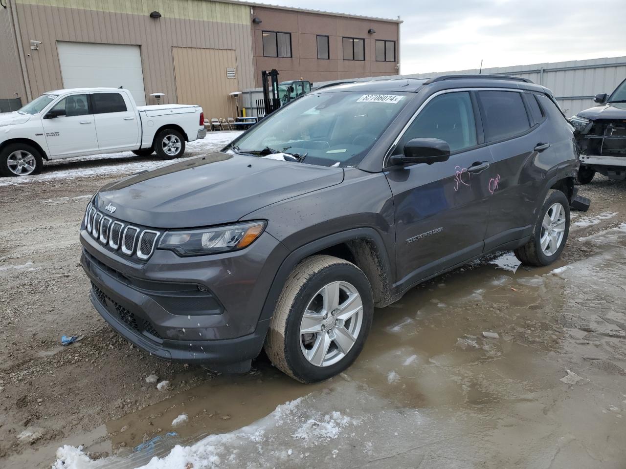 2022 Jeep Compass VIN 3C4NJDBB4NT101867