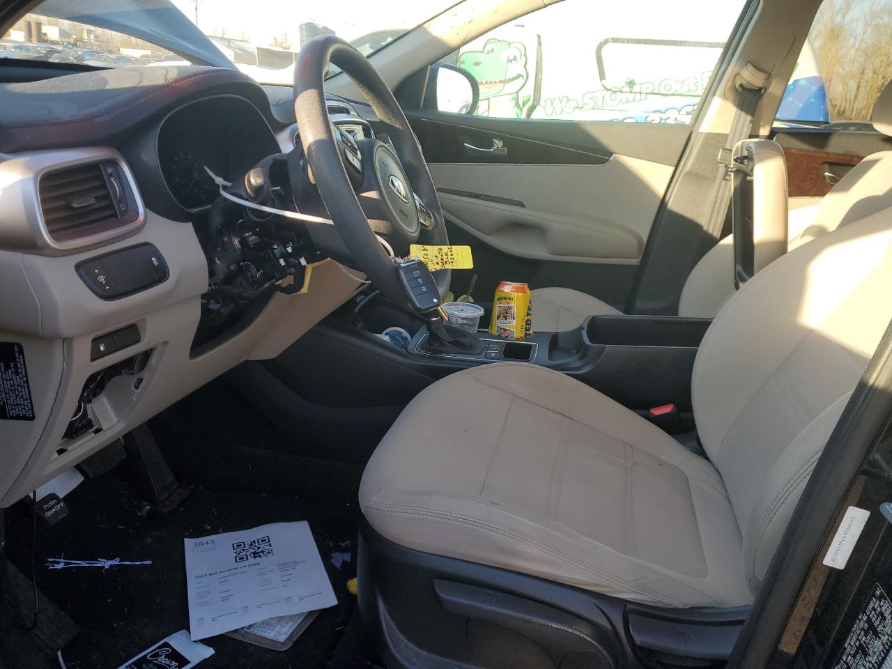 2017 KIA Sorento VIN 5XYPGDA57HG192602 Copart auction photo, biohazard/chemical / all over damage thumbnail 7