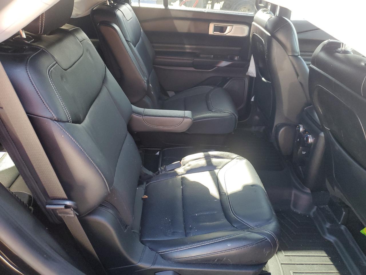 2020 Ford Explorer VIN 1FM5K8GC9LGA89539 Copart auction photo, side / rear end damage thumbnail 10