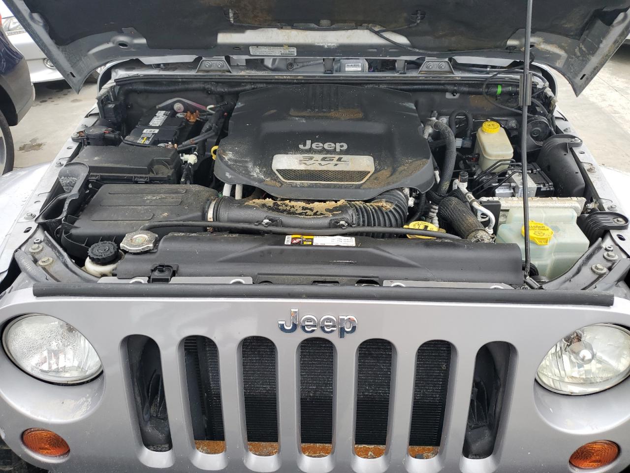 2013 Jeep Wrangler VIN 1C4BJWCG7DL689749 Copart auction photo, water/flood damage thumbnail 11