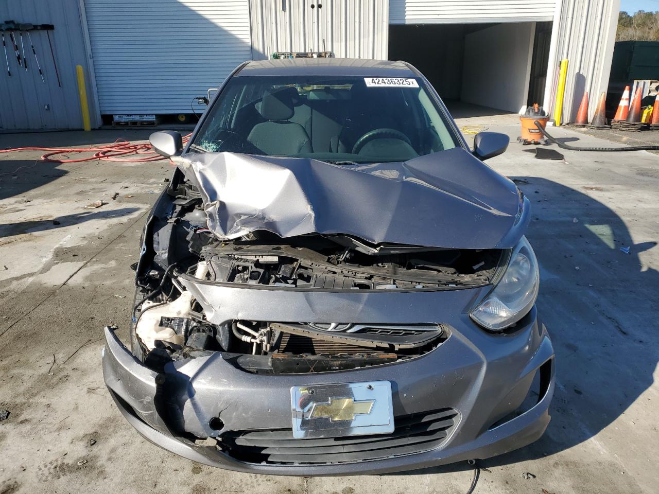 2014 Hyundai Accent VIN KMHCT5AE2EU147203 Copart auction photo, front end / side damage thumbnail 5