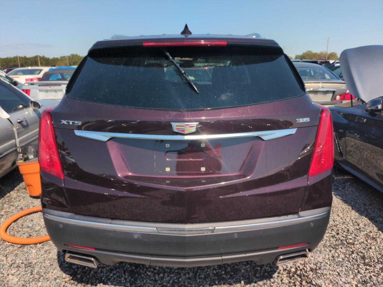2018 Cadillac XT5 VIN 1GYKNCRS7JZ157449 Copart auction photo, water/flood damage thumbnail 6