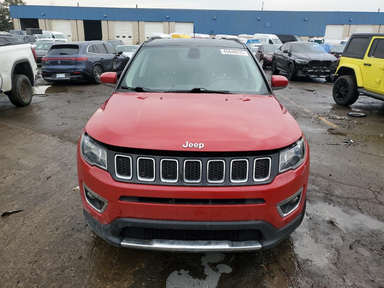 2019 Jeep Compass VIN 3C4NJDCB8KT768032 Copart auction photo, front end damage thumbnail 5