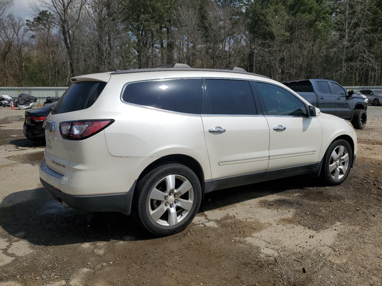 2013 Chevrolet Traverse VIN 1GNKRLKD2DJ259970 Copart auction photo, rear end damage thumbnail 3