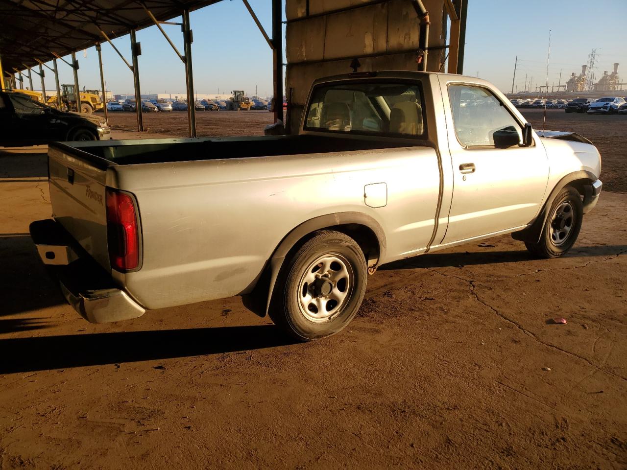 2000 Nissan Navara (Frontier) VIN 1N6DD21S5YC340513 Copart auction photo, front end damage thumbnail 3