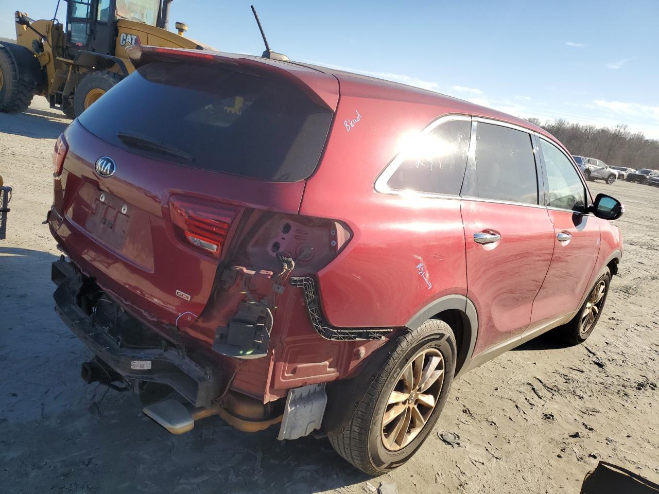 2020 KIA Sorento VIN 5XYPG4A3XLG677565 Copart auction photo, front end / rear end damage thumbnail 3